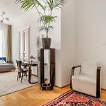 Aviator Luxury Apartment