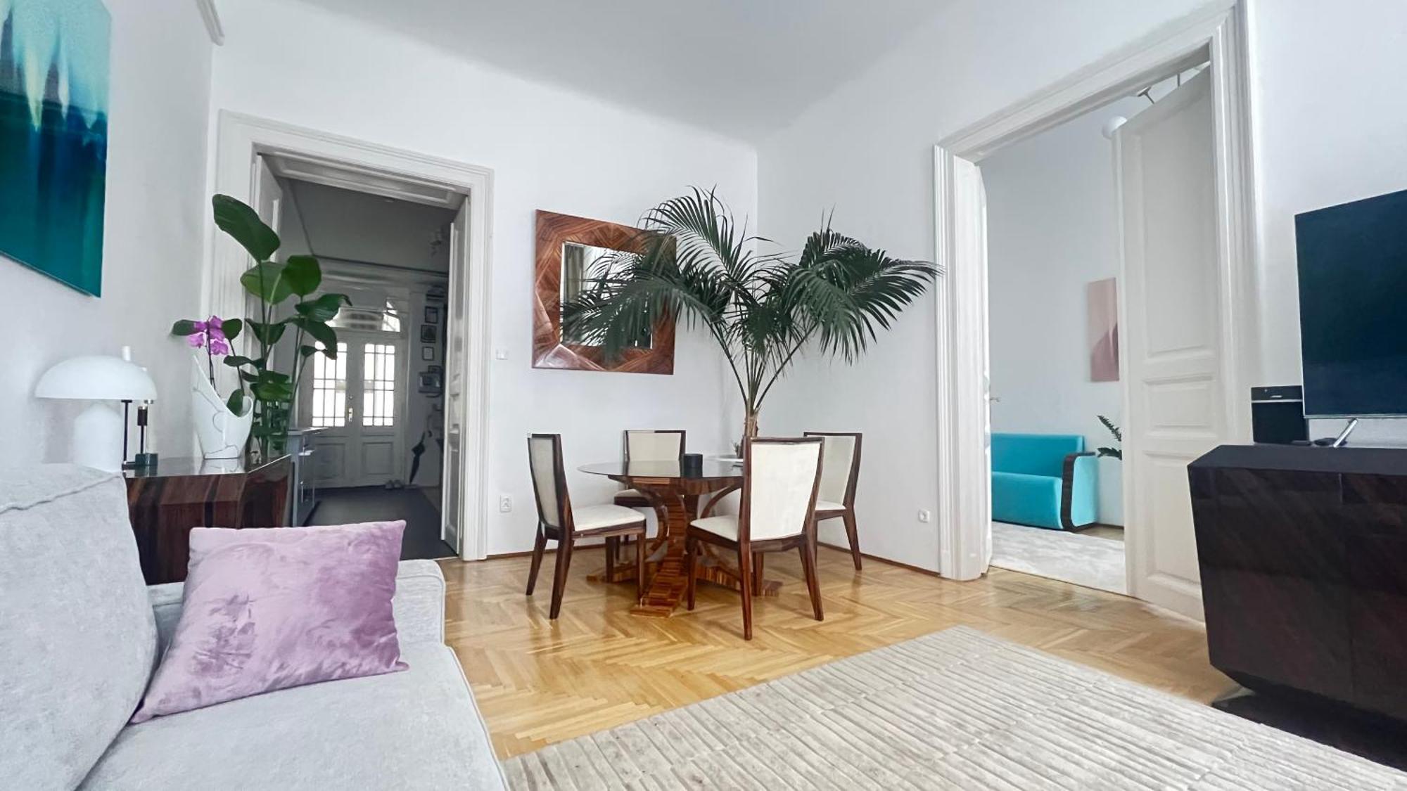 Apartment Aviator Luxury